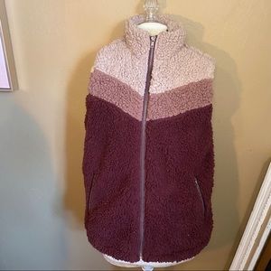 NWT Sherpa Zip Up Vest